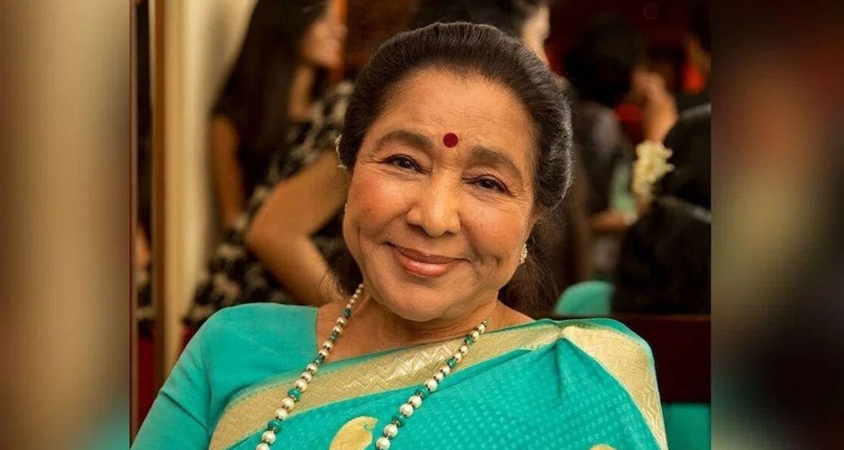Legenda Musik India Asha Bhosle Meninggal Dunia