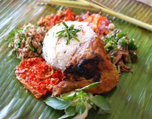 Nasi Daun Jeruk & Lidah Sapi: Menu Makan Siang Paling Populer