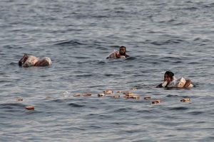 Trawler Pengangkut Pengungsi Rohingya Karam Di Laut Andaman