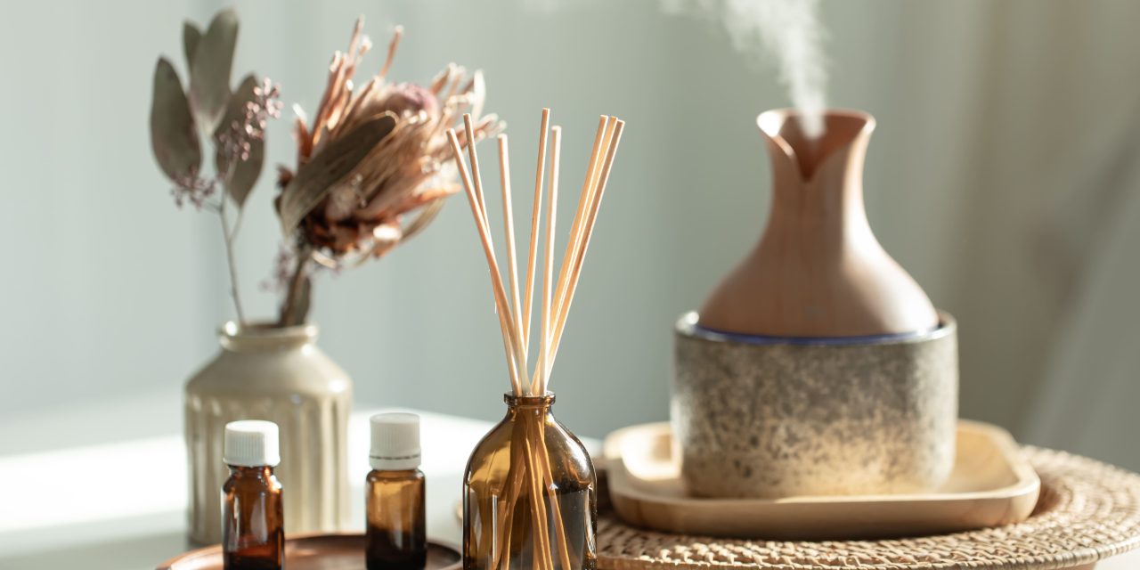 Menggunakan Aroma Terapi Untuk Mengatur Mood Sepanjang Hari