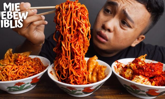 Tantangan Makan Mie Pedas Level “Neraka” Kembali Muncul