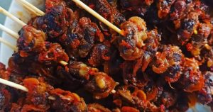 Sate Kerang Surabaya: Kini Dengan Varian Bumbu Pedas Manis