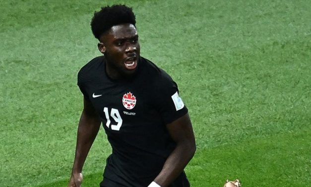 Alphonso Davies Menangis, Sampaikan Maaf Untuk Fans Kanada