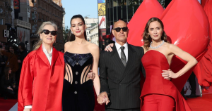 Meryl Streep & Anne Hathaway Reuni Di The Devil Wears Prada 2