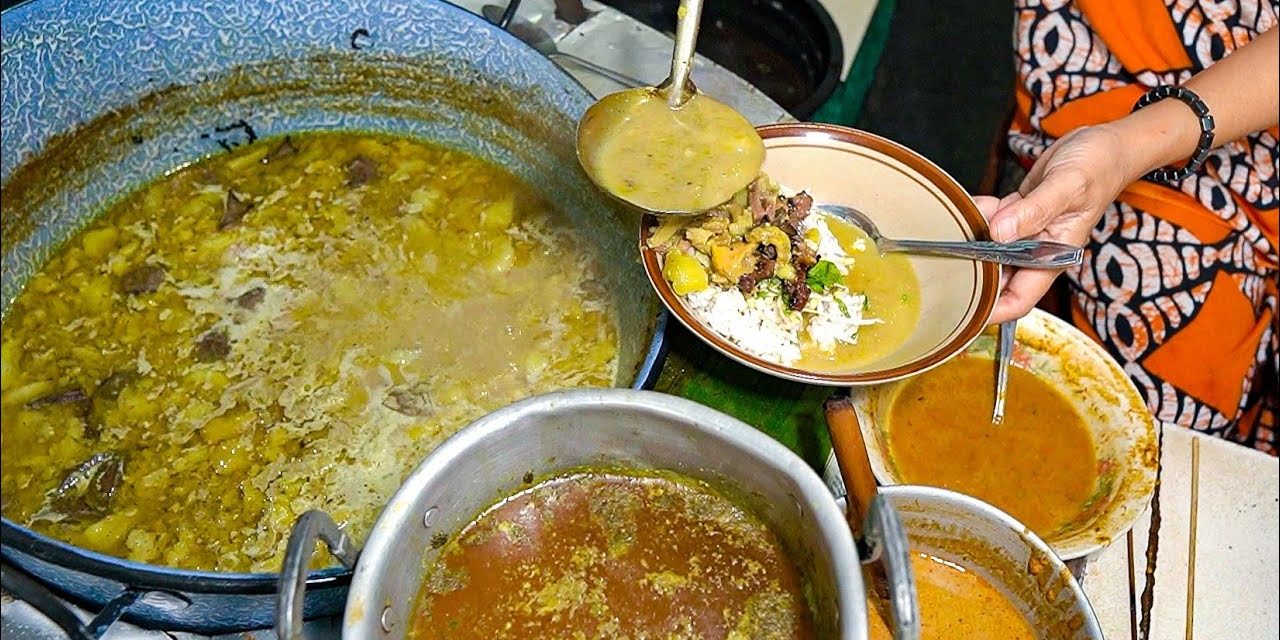 Nikmatnya Nasi Becek Nganjuk, Mirip Gulai Disajikan Pakai Sate