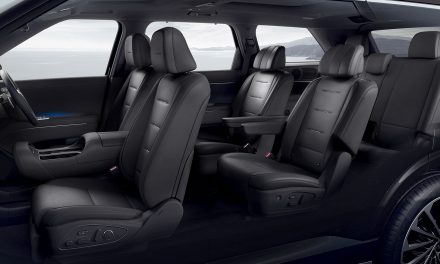 Hyundai PALISADE Signature AWD: Dapat Fitur Pijat Elektrik