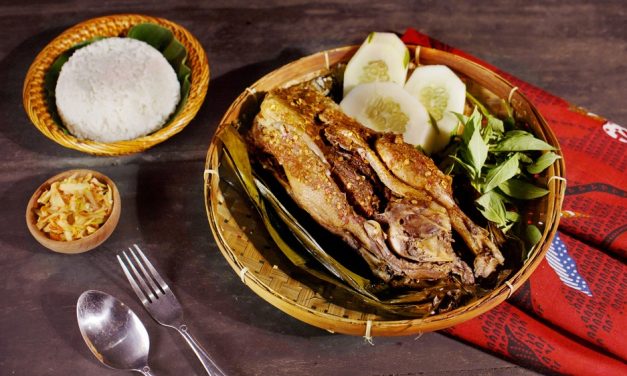 Bebek Songkem Sampang: Bebek Kukus Tradisional Madura