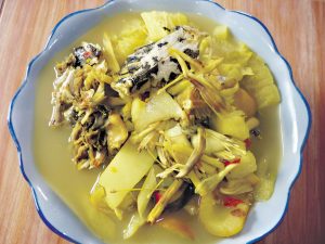 Gulai Rampai Khas Lampung: Tumisan Sayuran Liar Bumbu Terasi