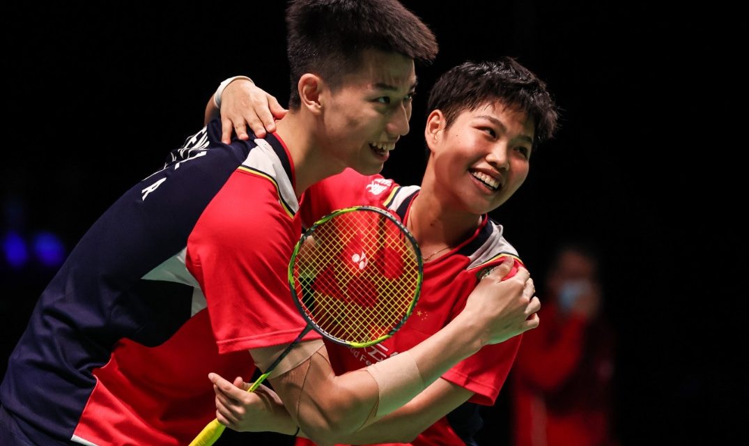 Feng Yanzhe/Huang Dongping Kunci Juara Ganda Campuran