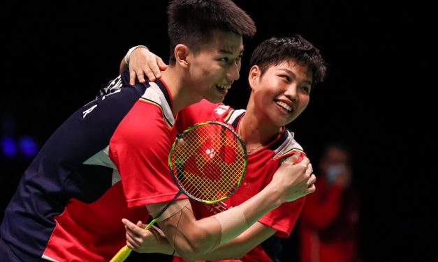 Feng Yanzhe/Huang Dongping Kunci Juara Ganda Campuran