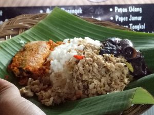 Nasi Megono Khas Pekalongan: Nangka Muda Berbumbu Kelapa