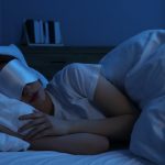 Trik Tidur Nyenyak: Matikan Lampu Kamar 30 Menit Sebelum Tidur