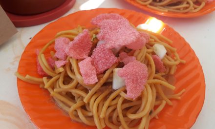Keunikan Mie Caluk Khas Sigli Yang Disiram Bumbu Kacang Pekat