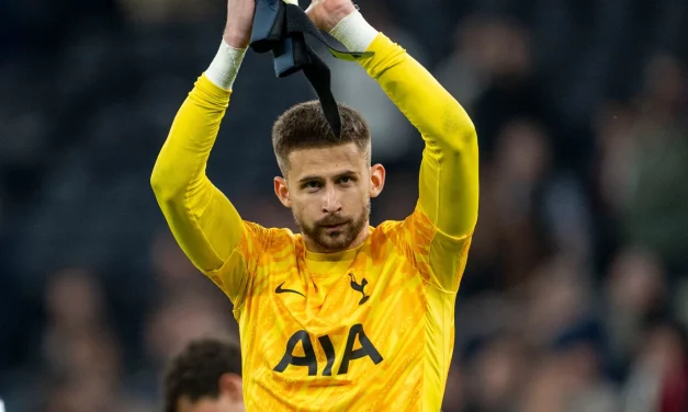 Guglielmo Vicario Gagalkan Deretan Peluang Emas AC Milan