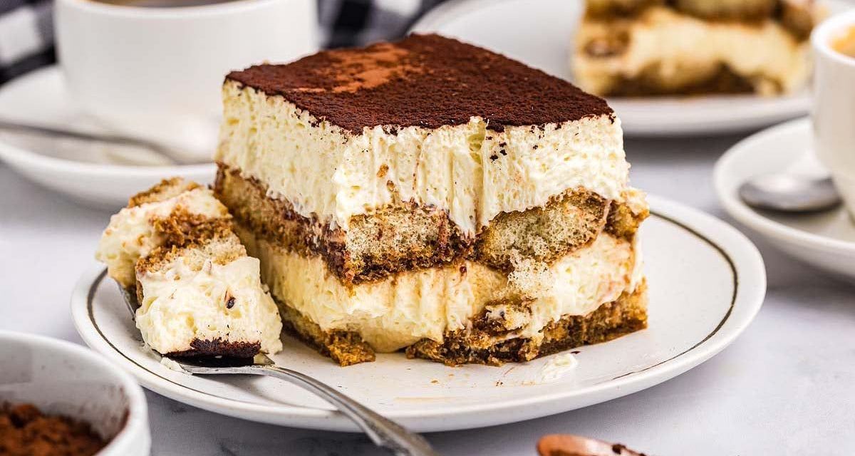 Sensasi Tiramisu Khas Italia: Dessert Berlapis Biskuit Savoiardi